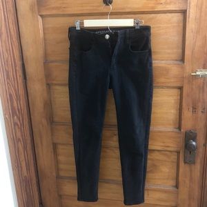 American Eagle Black High-Rise Jegging